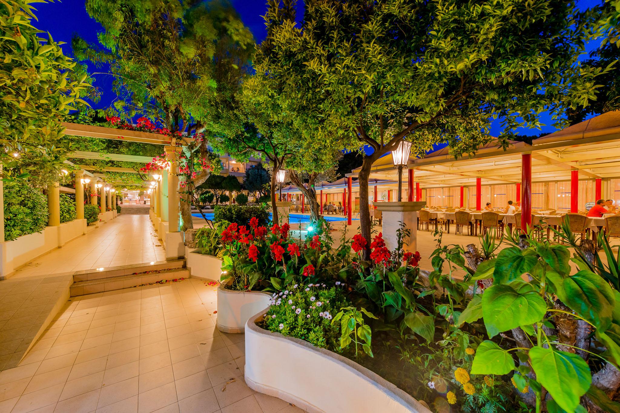 Filerimos Village Hotel เอียลิซอส ภายนอก รูปภาพ
