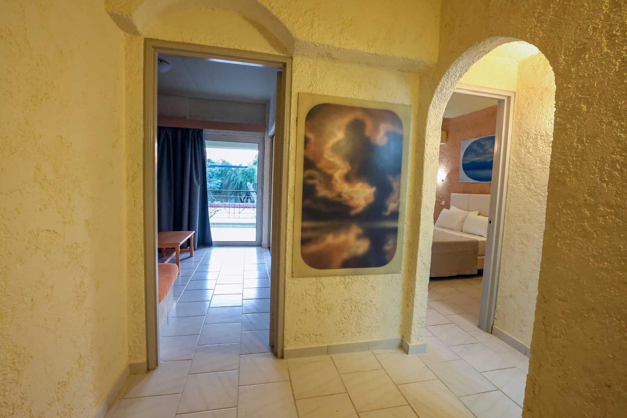 Filerimos Village Hotel เอียลิซอส ภายนอก รูปภาพ