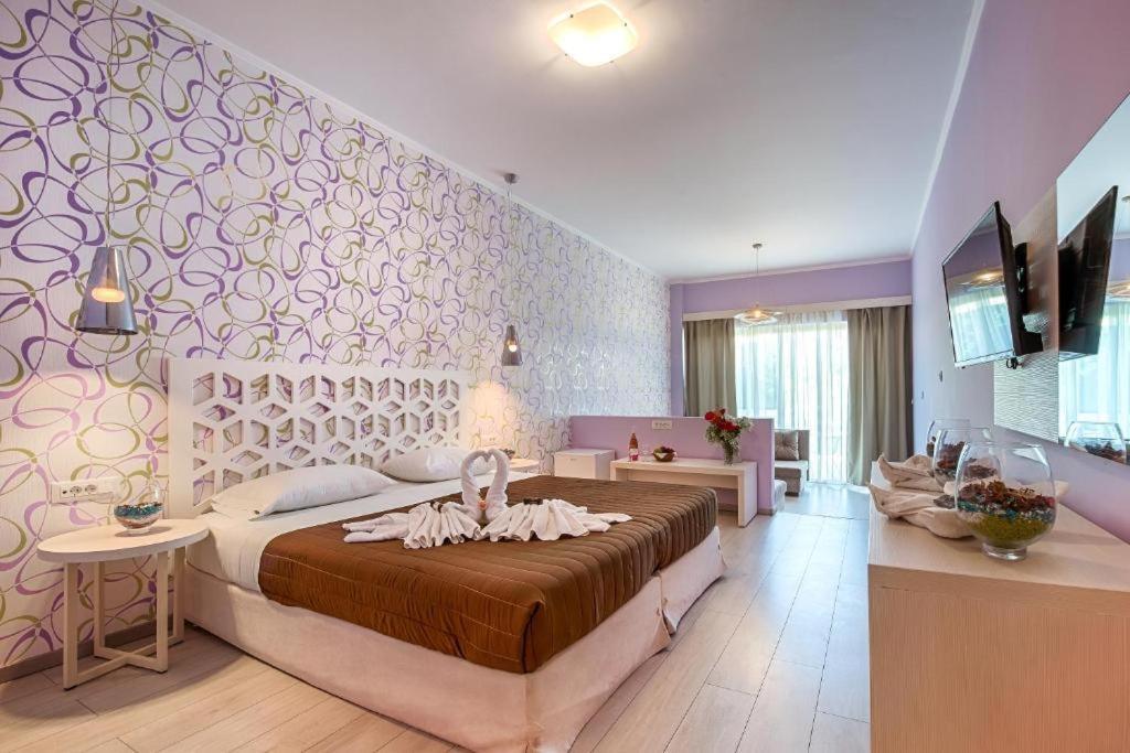 Filerimos Village Hotel เอียลิซอส ภายนอก รูปภาพ